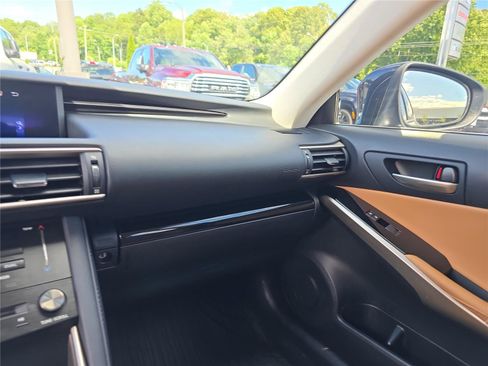 Used 2018 Lexus IS 300 w/ Premium Package RWD image 24