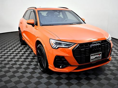 Used 2021 Audi Q3 2.0T Premium Plus w/ Premium Plus Package image 3