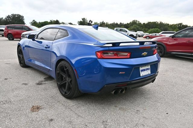 Used 2016 Chevrolet Camaro SS RWD image 15