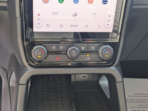 Used 2024 Ford Ranger Lariat w/ Trailer Tow Package image 20