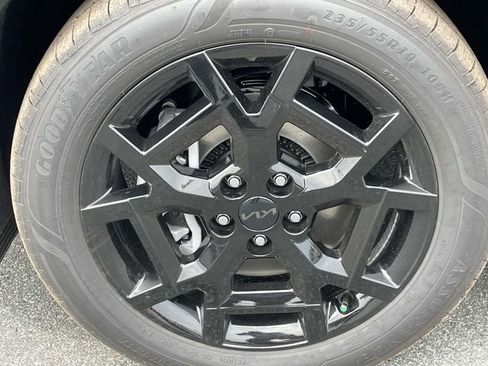 New 2026 Kia Carnival SX w/ SX Dark Edition Package image 9