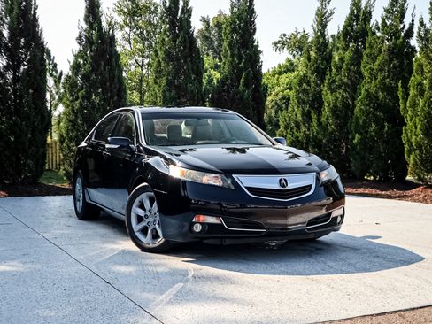 Used 2013 Acura TL w/ Technology Package FWD image 2