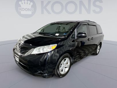 Used 2015 Toyota Sienna LE