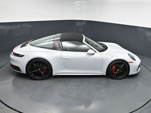 Certified 2024 Porsche 911 Targa 4S AWD/4WD image 17