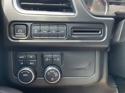 Used 2021 Chevrolet Tahoe RST AWD/4WD image 24