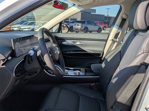 New 2026 Genesis GV70 2.5T image 12