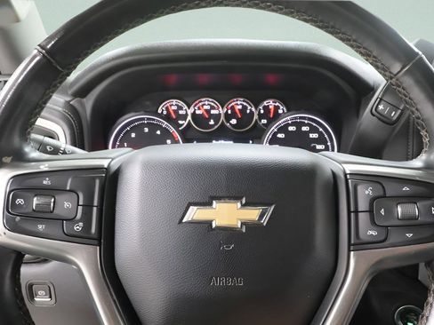 Used 2023 Chevrolet Silverado 2500 LT w/ Convenience Package image 11