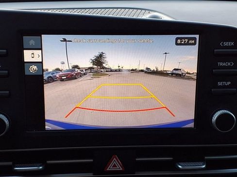 Used 2026 Hyundai Elantra SE FWD image 19