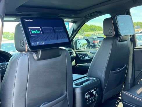 Used 2023 GMC Yukon AT4 w/ AT4 Premium Package AWD/4WD image 43