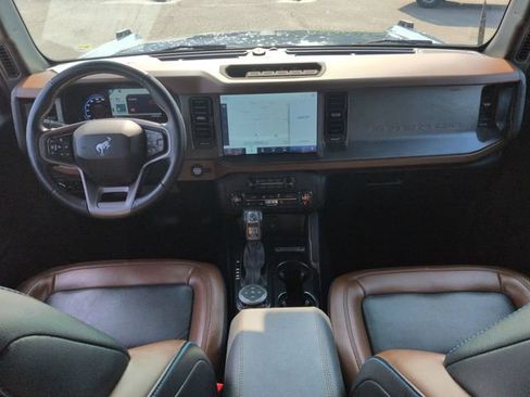 Used 2024 Ford Bronco Outer Banks AWD/4WD image 29
