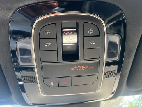 Used 2022 Hyundai Santa Fe Calligraphy AWD/4WD image 16