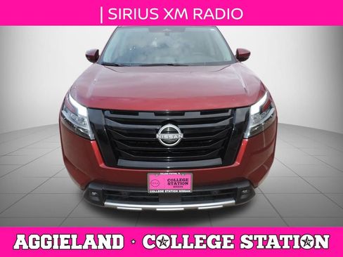 Used 2023 Nissan Pathfinder SL w/ SL Premium Package image 10