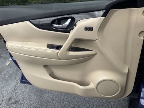 Used 2019 Nissan Rogue SL w/ Premium Package AWD/4WD image 27