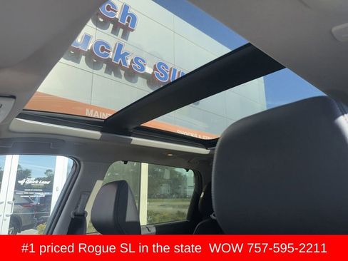 Used 2025 Nissan Rogue SL w/ SL Premium Package AWD/4WD image 11