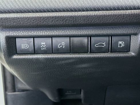 Certified 2025 Toyota Camry SE image 11