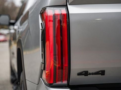 Used 2025 Toyota Tundra Limited image 8