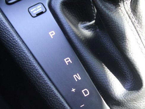 Certified 2023 Kia Rio LX image 32