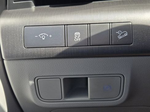 Certified 2024 Hyundai Kona SEL FWD image 28