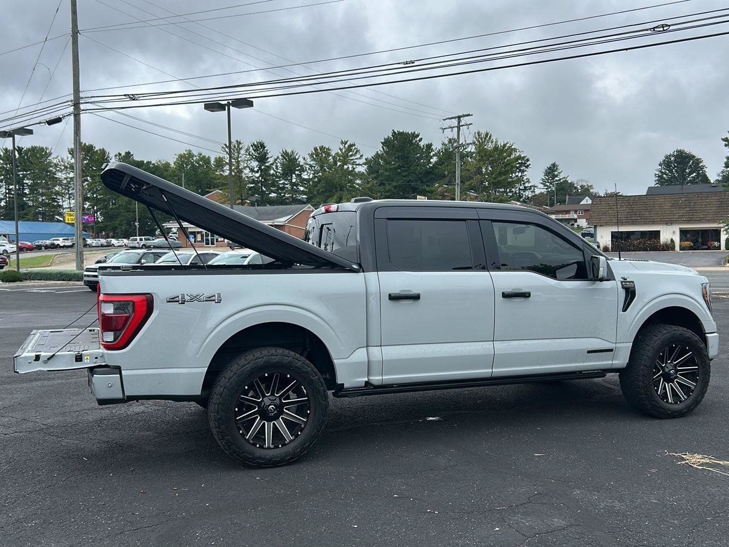 Used 2023 Ford F150 Platinum w/ Equipment Group 701A High AWD/4WD image 8