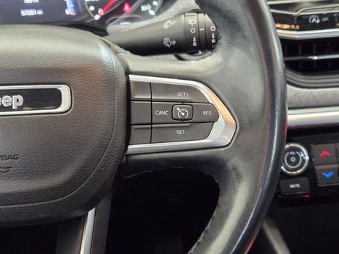 Used 2022 Jeep Compass Latitude AWD/4WD image 30