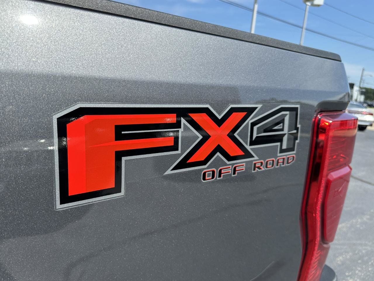Used 2022 Ford F350 XLT w/ XLT Premium Package AWD/4WD image 83