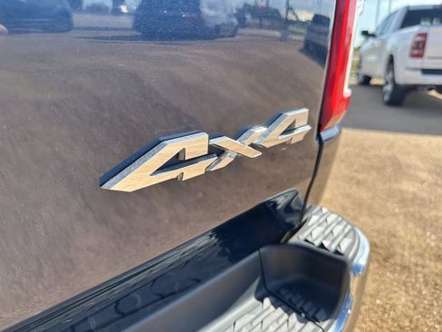 Used 2019 RAM 1500 Big Horn AWD/4WD image 15