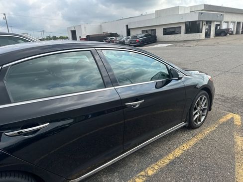 Used 2018 Hyundai Sonata Limited FWD image 11