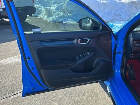Used 2025 Honda Civic Type R image 8