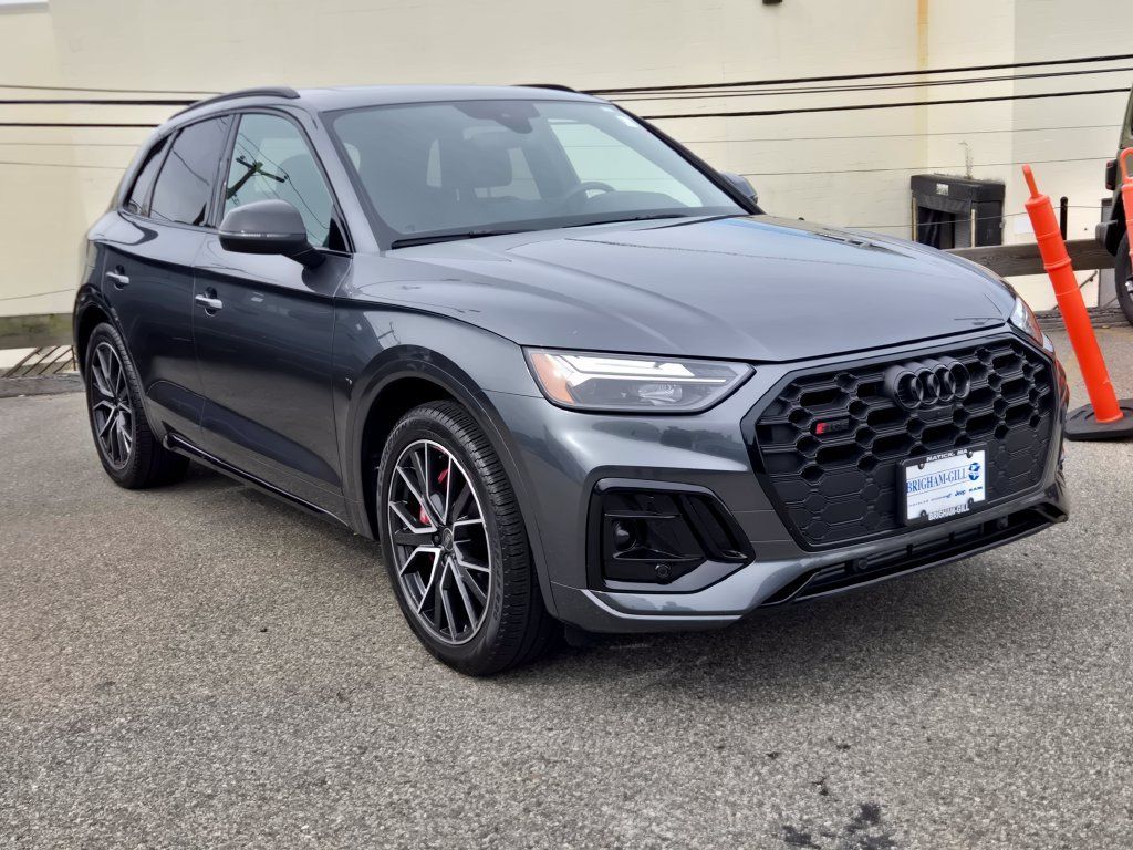 Used 2025 Audi SQ5 Premium Plus AWD/4WD image 2