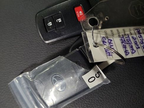 Used 2023 Toyota Tacoma TRD Off-Road image 16