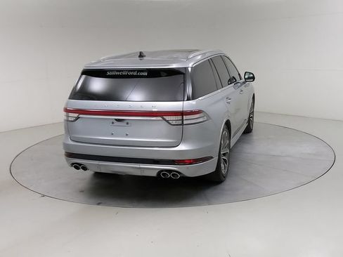 Used 2023 Lincoln Aviator Grand Touring w/ Equipment Group 301A AWD/4WD image 16