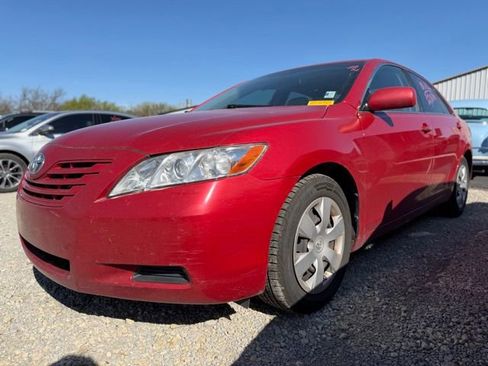 Used 2009 Toyota Camry V6 image 2