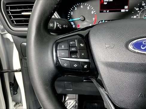 Used 2022 Ford Escape SE w/ Cold Weather Package AWD/4WD image 18