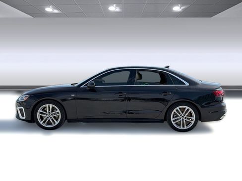 Used 2023 Audi A4 2.0T Premium w/ Convenience Package image 2