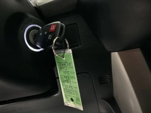 Used 2016 Toyota RAV4 XLE AWD/4WD image 24