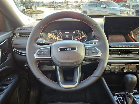 New 2026 Jeep Compass Trailhawk image 15