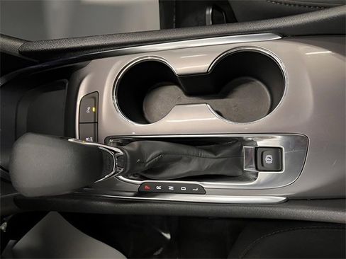 Certified 2024 Chevrolet Malibu LT image 24