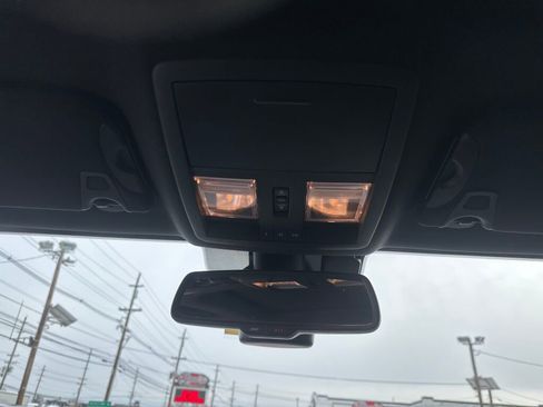 Used 2016 Dodge Challenger SRT Hellcat image 20