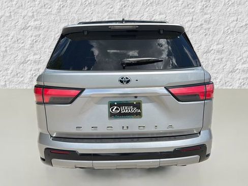 Used 2024 Toyota Sequoia Capstone image 4