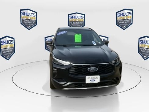 Used 2023 Ford Escape ST-Line w/ Tech Pack #1 AWD/4WD image 3
