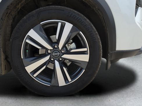 Used 2024 Nissan Rogue SL w/ SL Premium Package AWD/4WD image 28