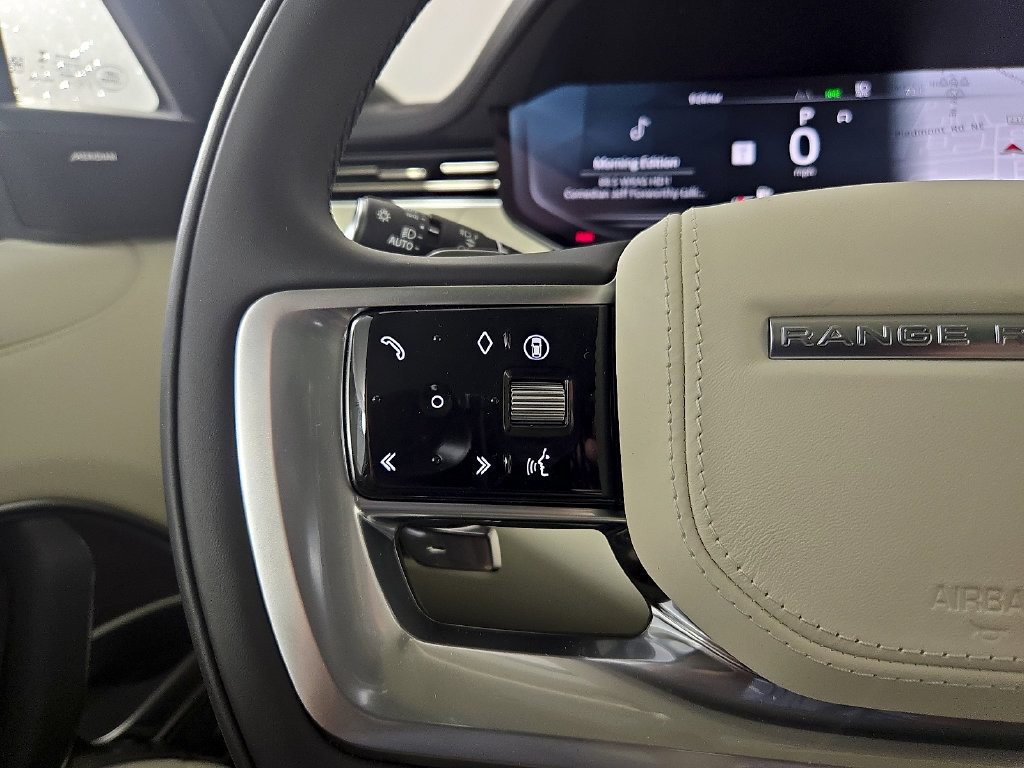 New 2026 Land Rover Range Rover Long Wheelbase SE AWD/4WD image 19