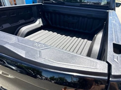 Used 2026 Chevrolet Colorado Trail Boss AWD/4WD image 11