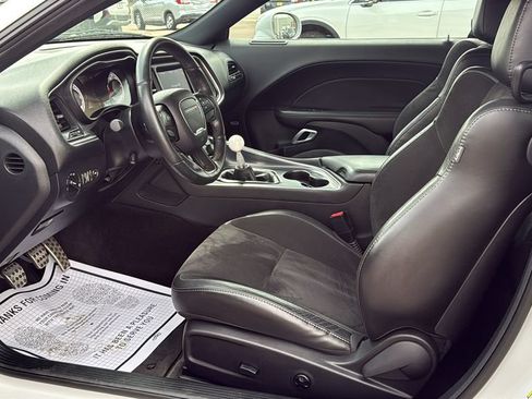 Used 2018 Dodge Challenger T/A RWD image 27