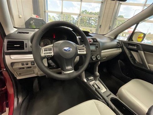 Used 2015 Subaru Forester 2.5i Limited image 13
