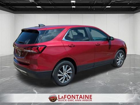 Certified 2024 Chevrolet Equinox LT AWD/4WD image 8