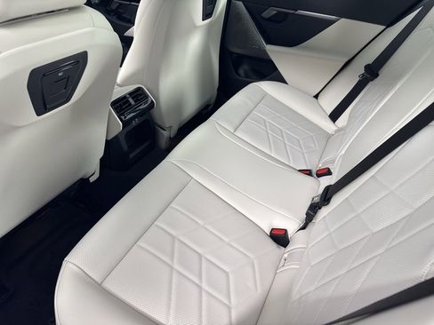 New 2026 BMW 530i xDrive AWD/4WD image 16