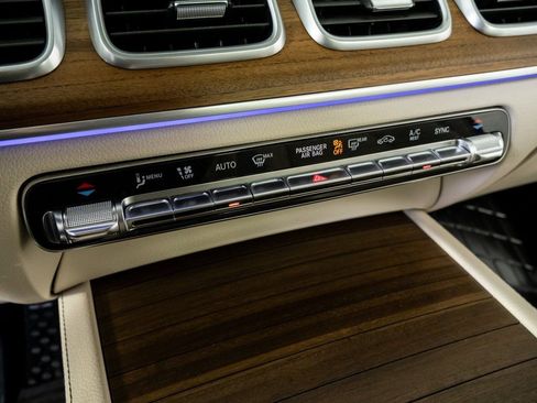 Used 2023 Mercedes-Benz GLS 450 GLS 450 image 17