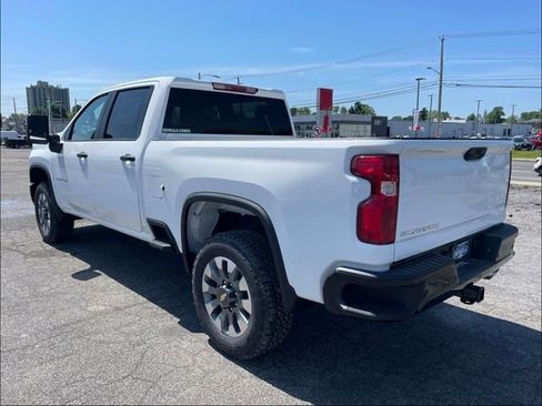 New 2026 Chevrolet Silverado 2500 Custom w/ Custom Value Package AWD/4WD image 19