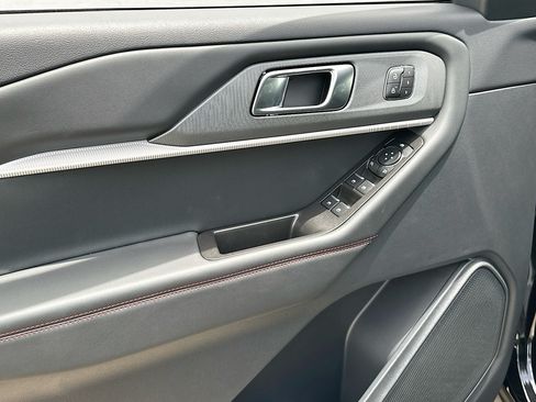 New 2026 Ford Explorer ST-Line w/ ST-Line Street Pack RWD image 13
